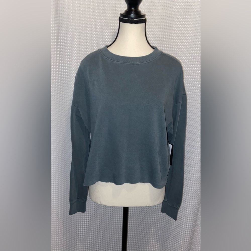 NWT Jo&co‎ raw hem oversized cropped crewneck size medium